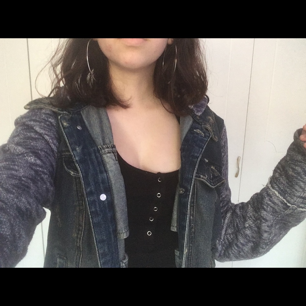 denim/sweater jacket